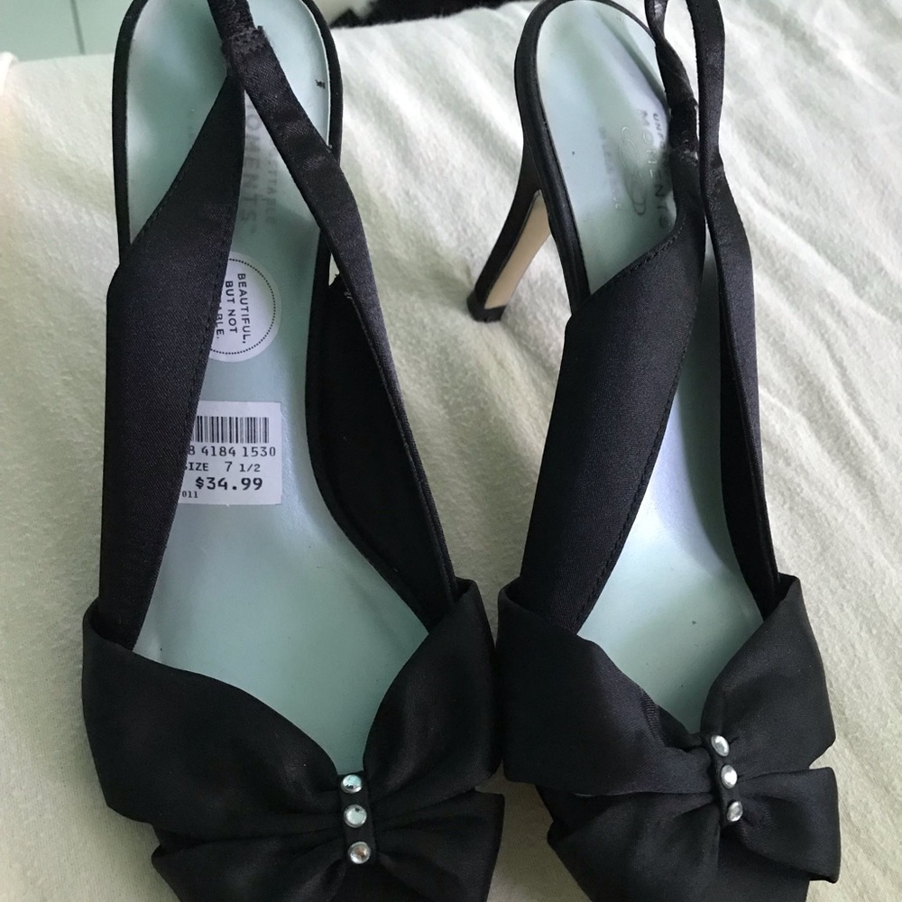 Heels - Picture 2 of 2